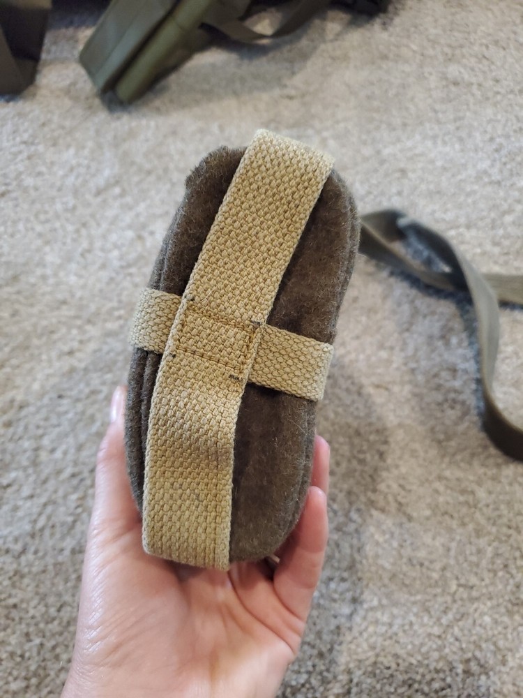 British WW2 Post War Canteen W/ Strap P37 CORK LID.