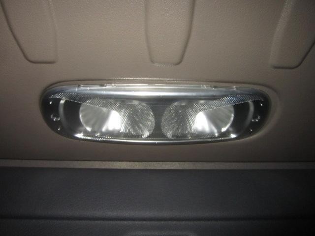 Replaces 2011 FREIGHTLINER CASCADIA 125 INTERIOR CAB LIGHT ,  MD