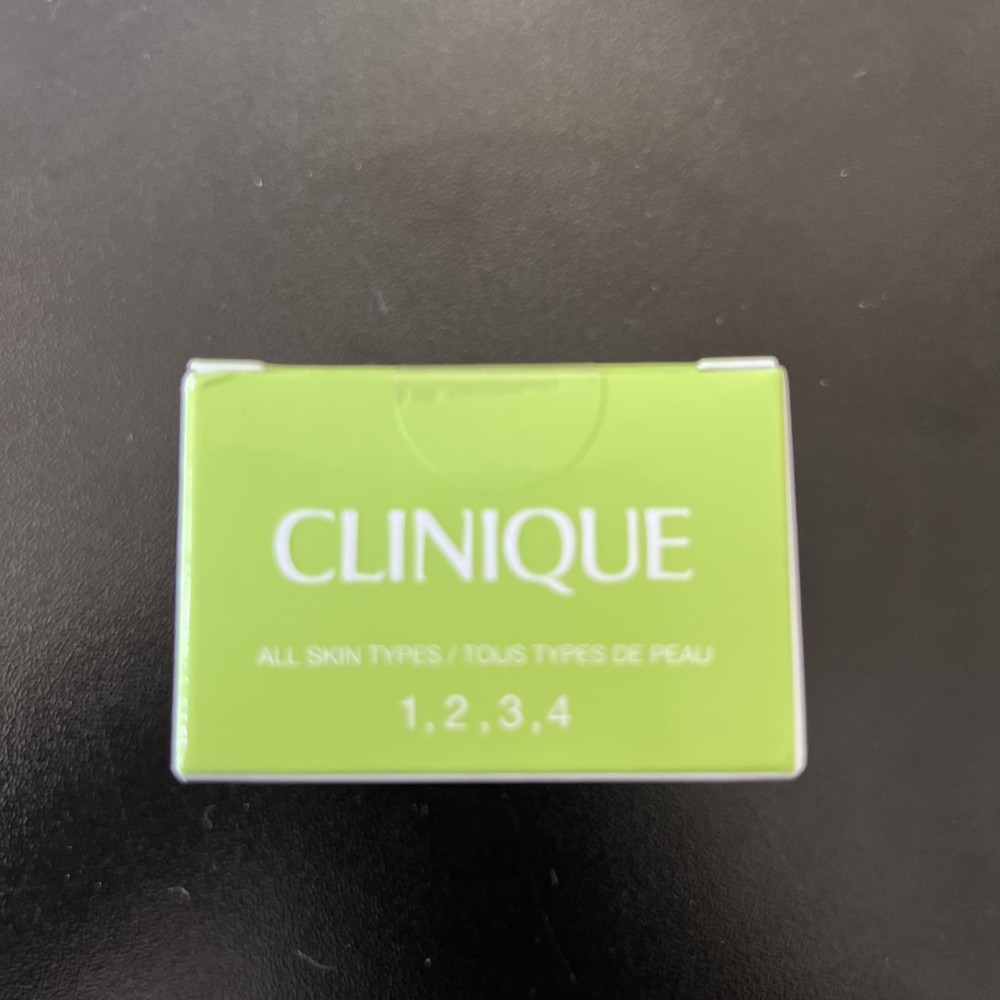 Clinique Sonic System Purifying Cleansing Brush
