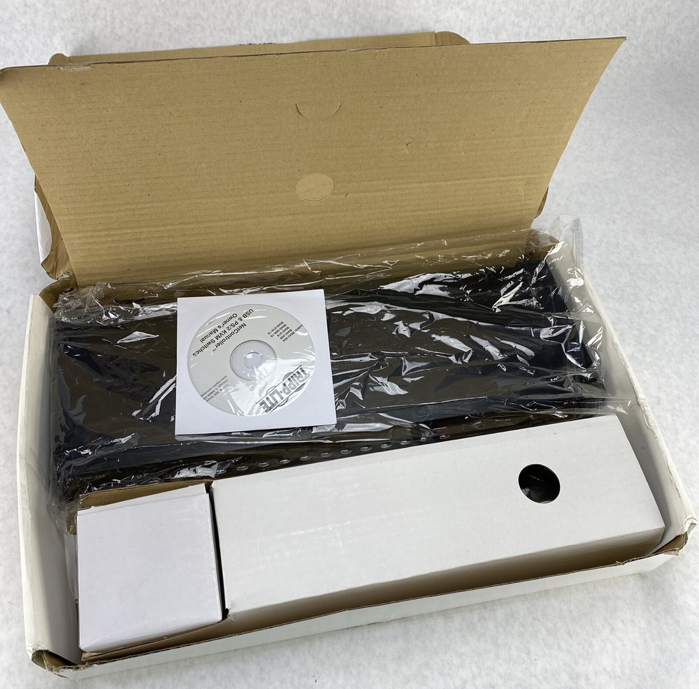 D-Link KVM-450 16 Port KVM Switch PS/2 Stackable NOS