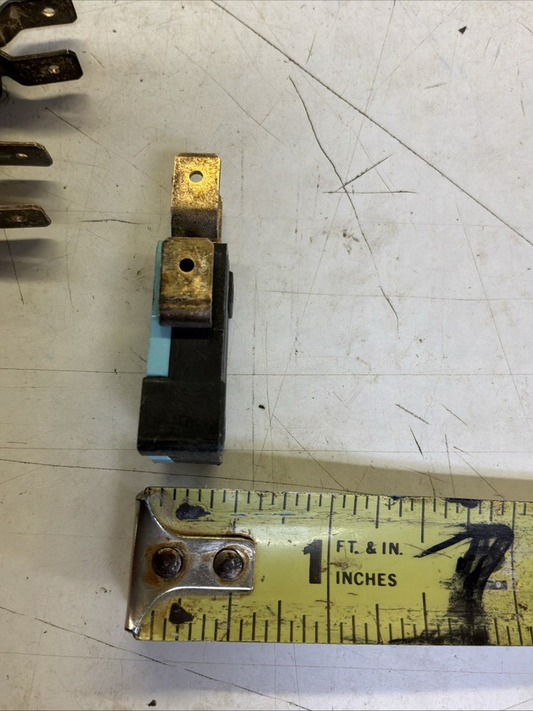 MICRO SWITCH LIGHT BLUE SET OF 10 PCS