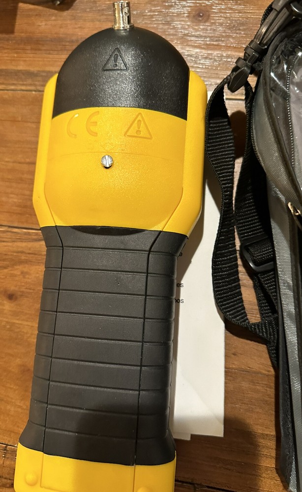 Riser Bond Model 1550/Lexxi T810 Compact Handheld TDR