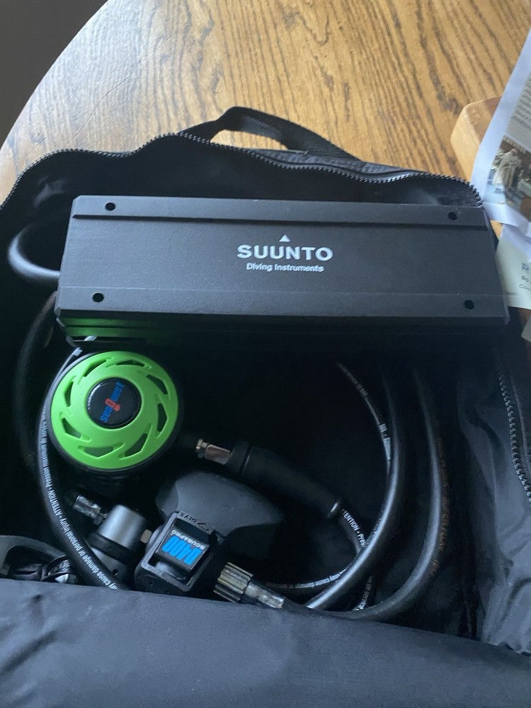 Scuba Pro MK15 with Octopus and Dive Conputer