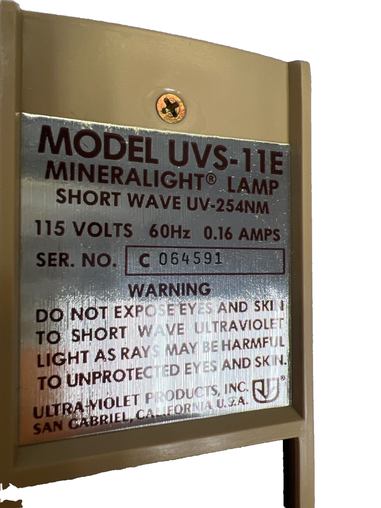 MINERALIGHT LAMP UVS-11E SHORT WAVE UV-254 NM
