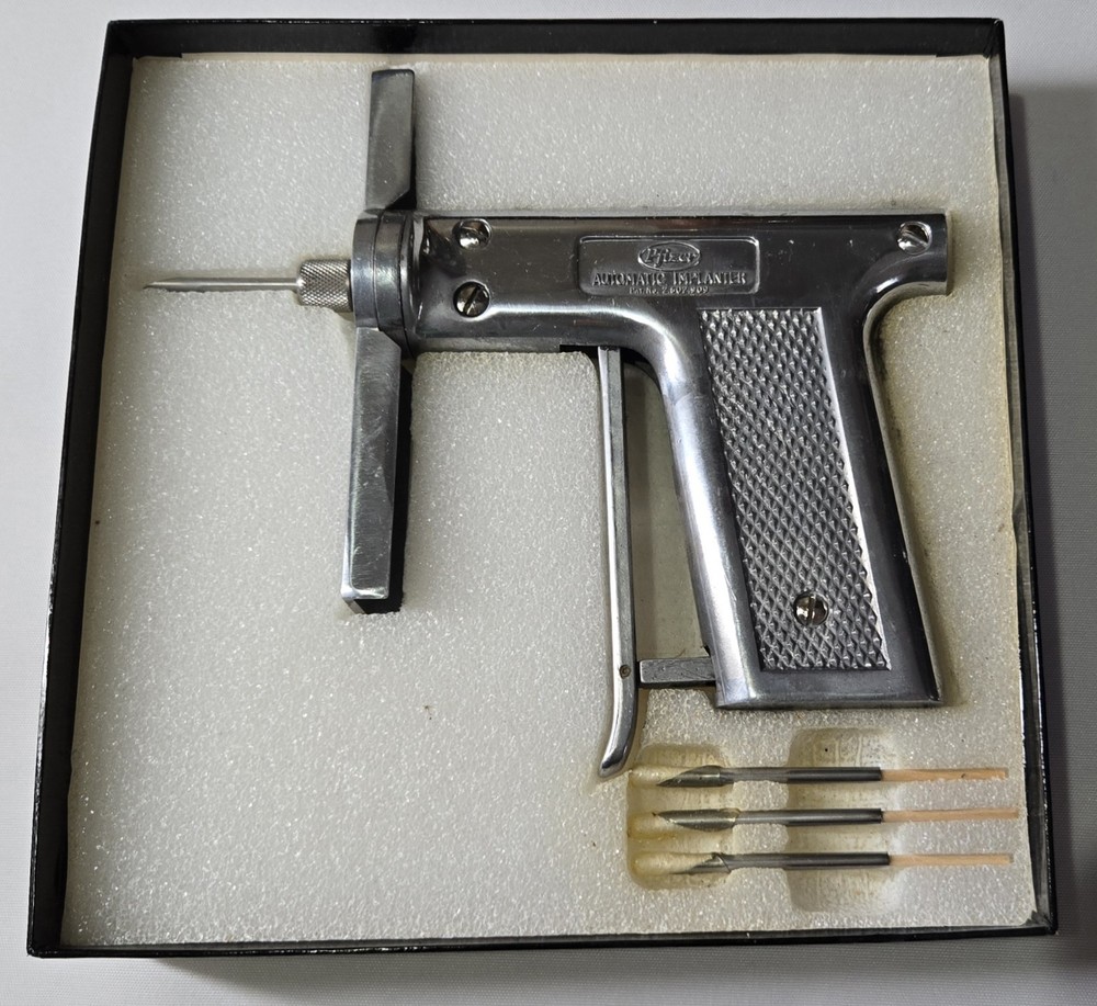 VINTAGE PFIZER AUTOMATIC IMPLANT GUN