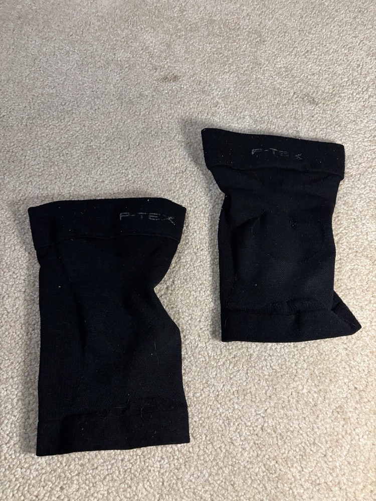 P Tex Knee Sleeves Black 2 Pair