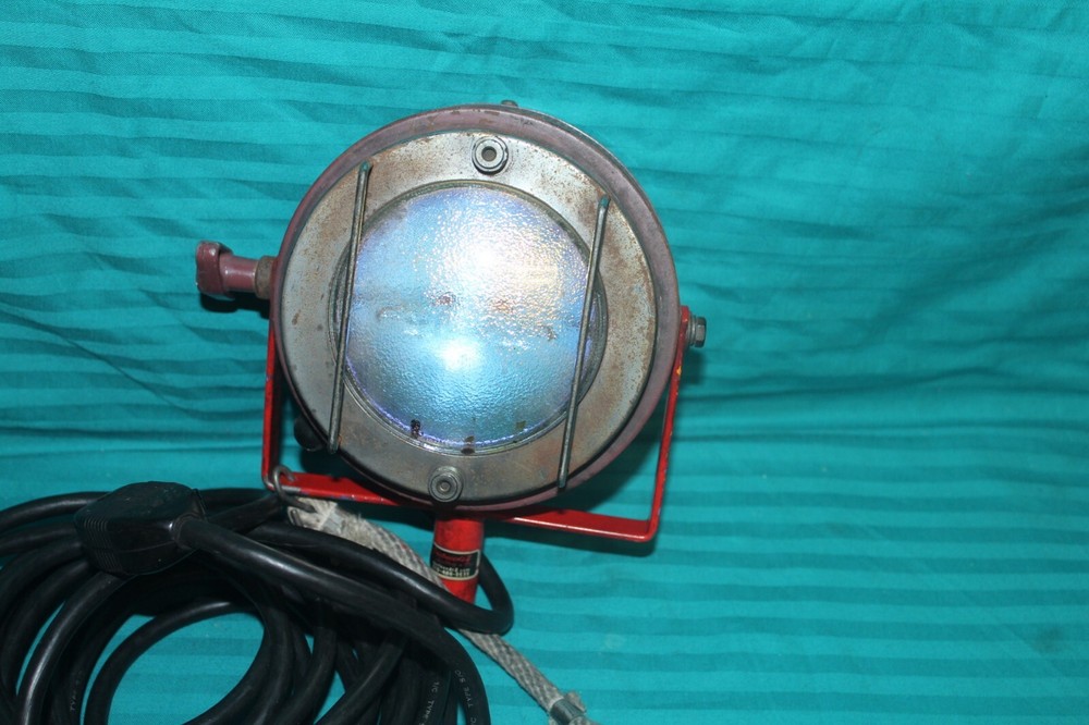 MOLE RICHARDSON TYPE 5521 MOLE QUARTZ SINGLE MOLEFAY TUNGSTEN HALOGEN 650W LIGHT
