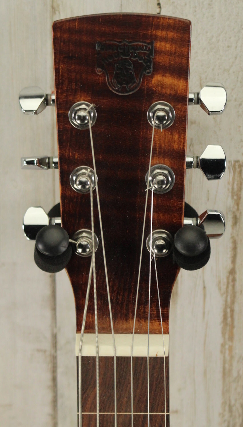 USED Hound Dog Resonator (560)