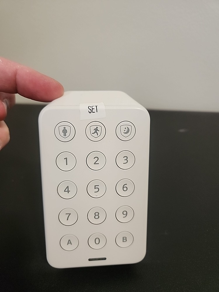 Xfinity XHK1-UE Security Alarm Keypad White Home Security With Replacement Back