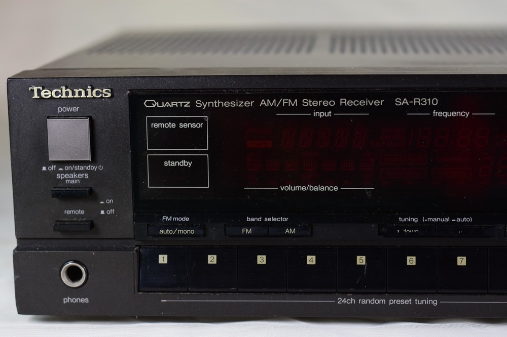 Technics SA-R310 Receiver with EUR64704 Remote. Tested, see notes.