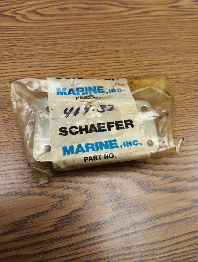 NOS Schaefer Flat Base Cheek Block, 1-3/4" Sheave Diameter 404-32