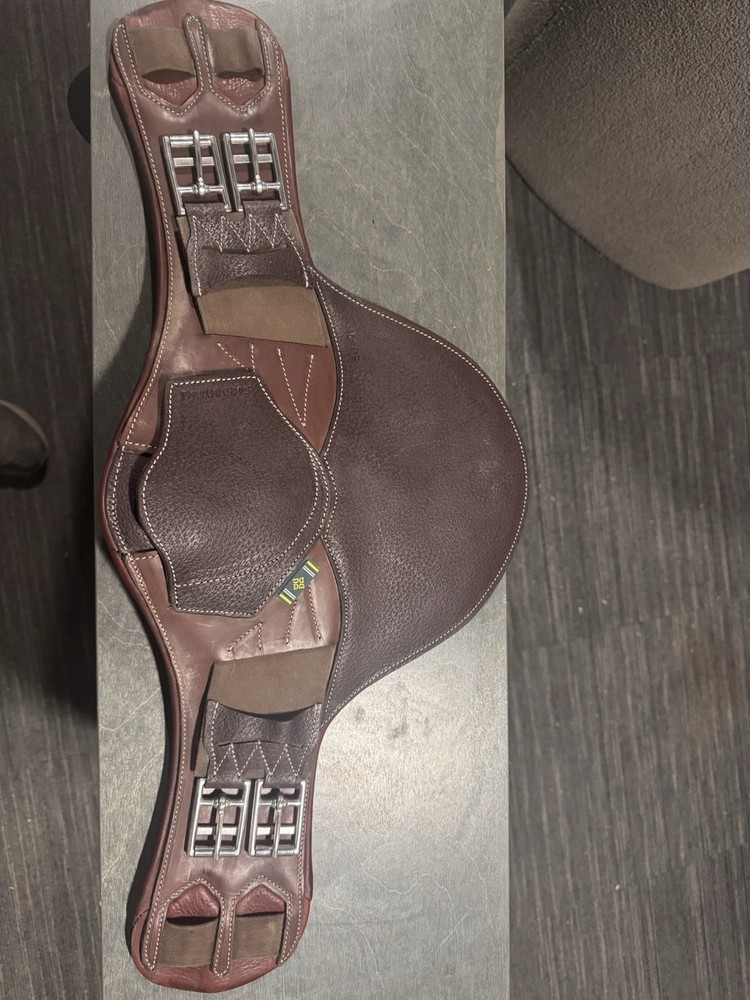 DEVOUCOUX  SHORT GIRTH WITH BELLYGUARD 20”