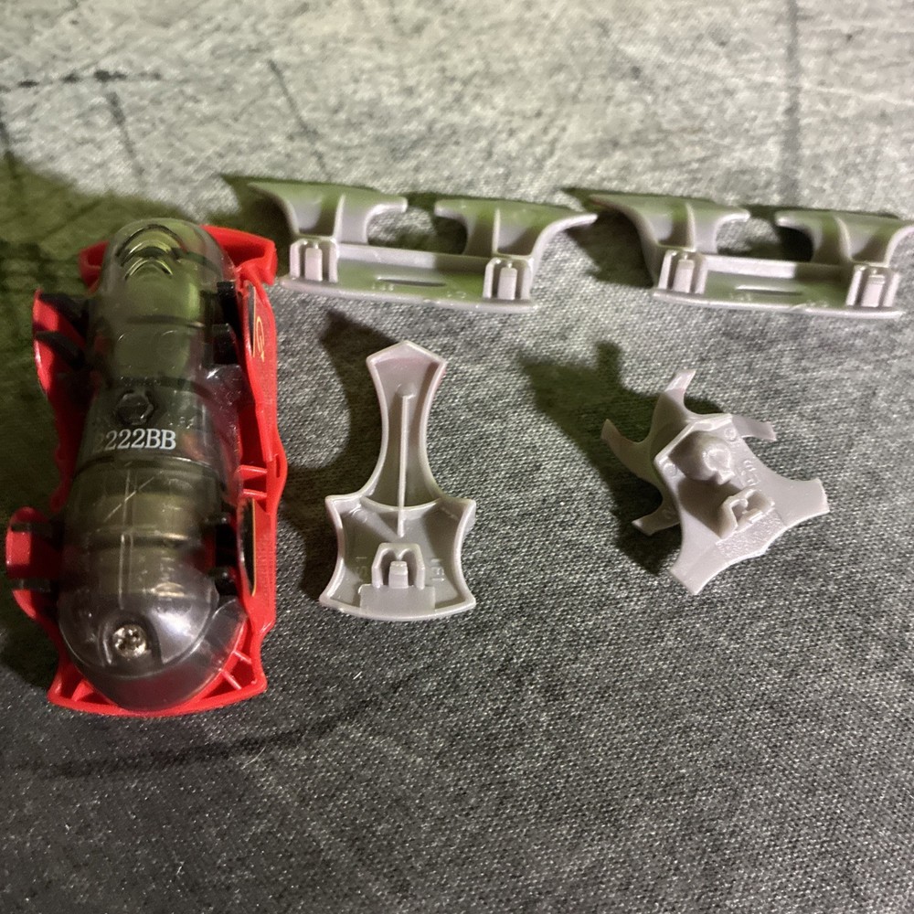 MASSIVE HEXBUG LOT, 15 Different Bots Included Track, Two Warrior Bots Remotes