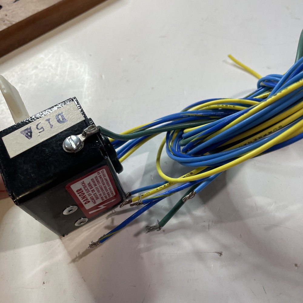 Square D PA11286 11A 250V Auxiliary Switch Used