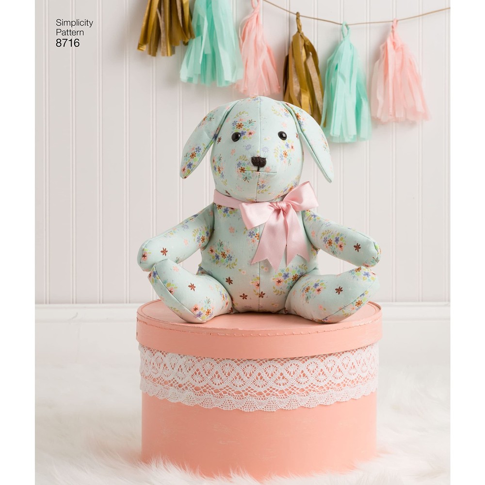 Simplicity 8716 Animals Stuffed Bear, Cat, and Dog One Size Only, Multiple