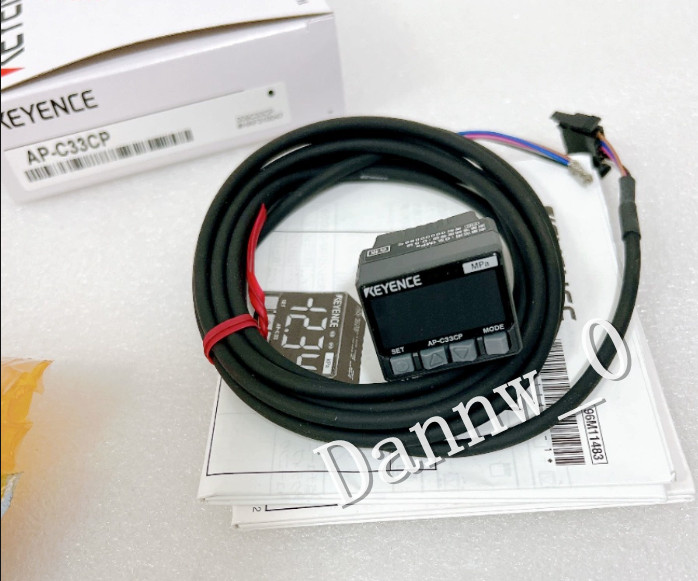 New in box KEYENCE AP-C33CP Pressure Sensor