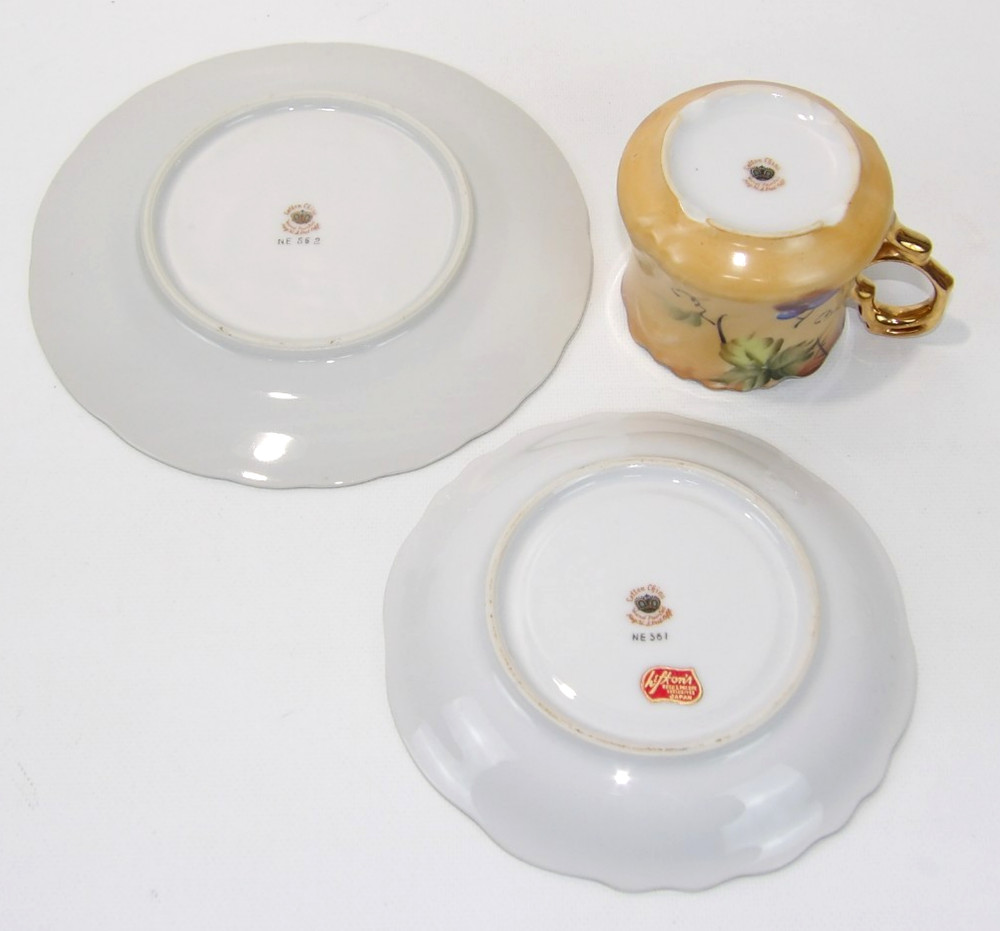 Vintage Lefton Heritage Fruit 8 Piece Assorted Serving Set