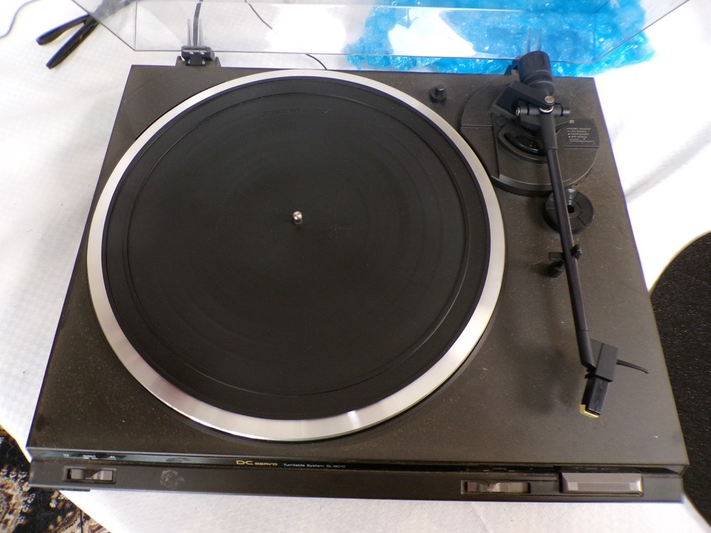 TECHNICS SL-BD10 DC SERVO MANUAL TURNTABLE SYSTEM GOOD CONDITION