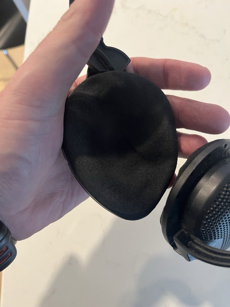 Sennheiser Studio Headphones Model HD490 - Tested
