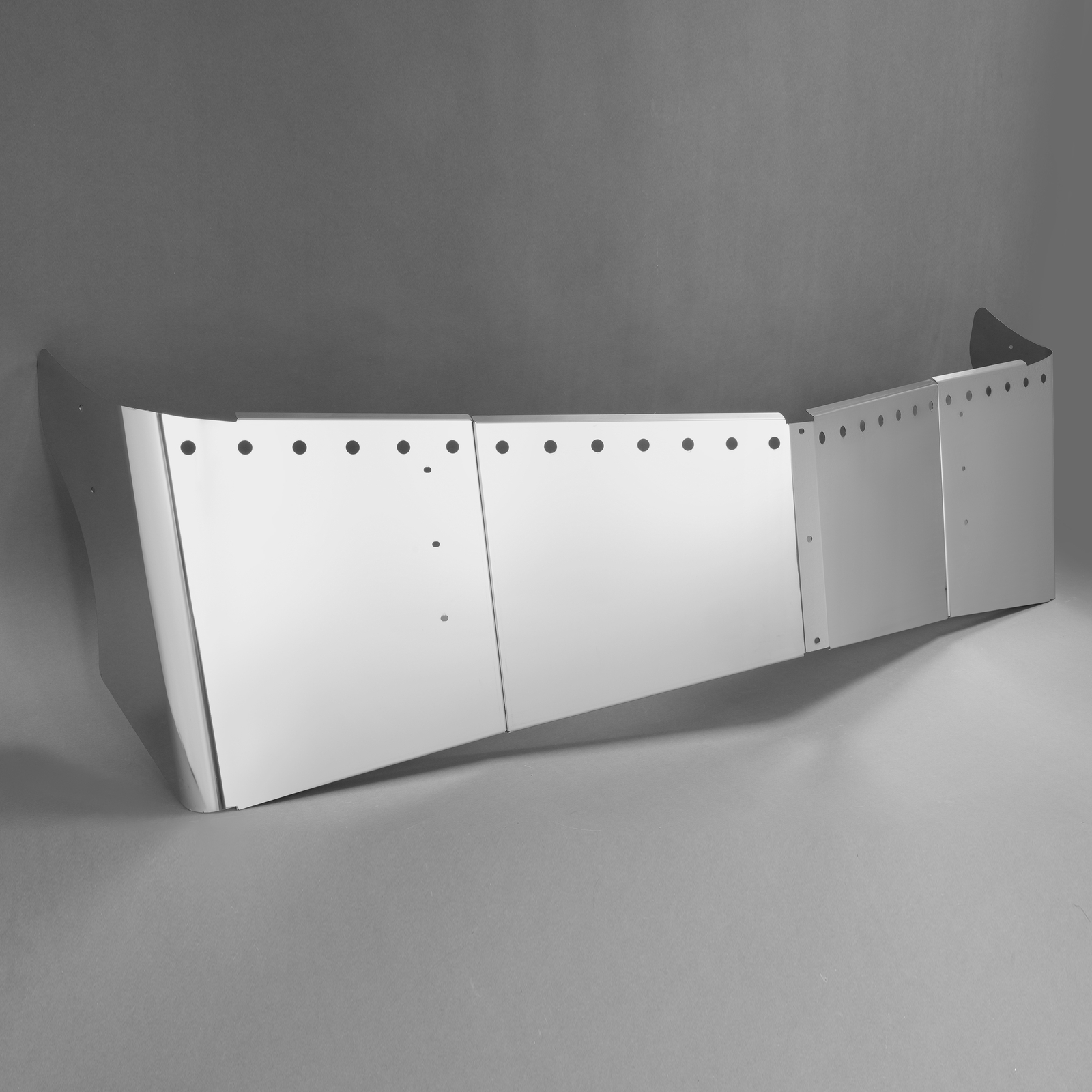 14" Bulleye Hole Straight Wicked Sun Drop Visor Fit Kenworth T680 T880 W990