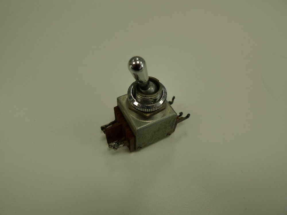 Bulgin Switch S302PD