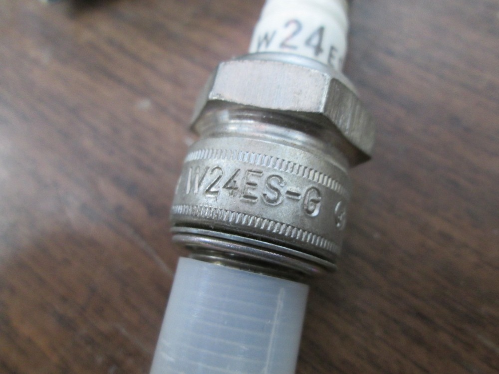 New Nippon Denso ND Spark Plug W24ES-G
