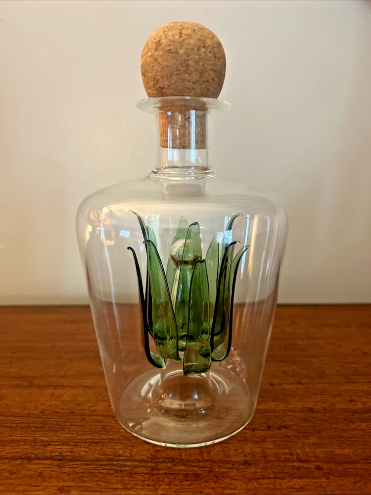 Final Touch 28.7 oz Clear Glass Tequila Decanter