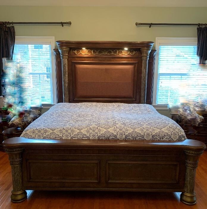 Michael Amini Torino Bedroom Set