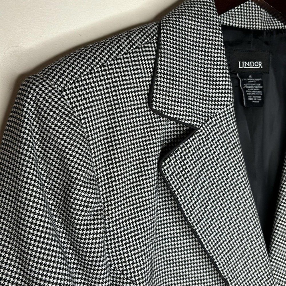 LINDOR Houndstooth Black & White Blazer - Size 16
