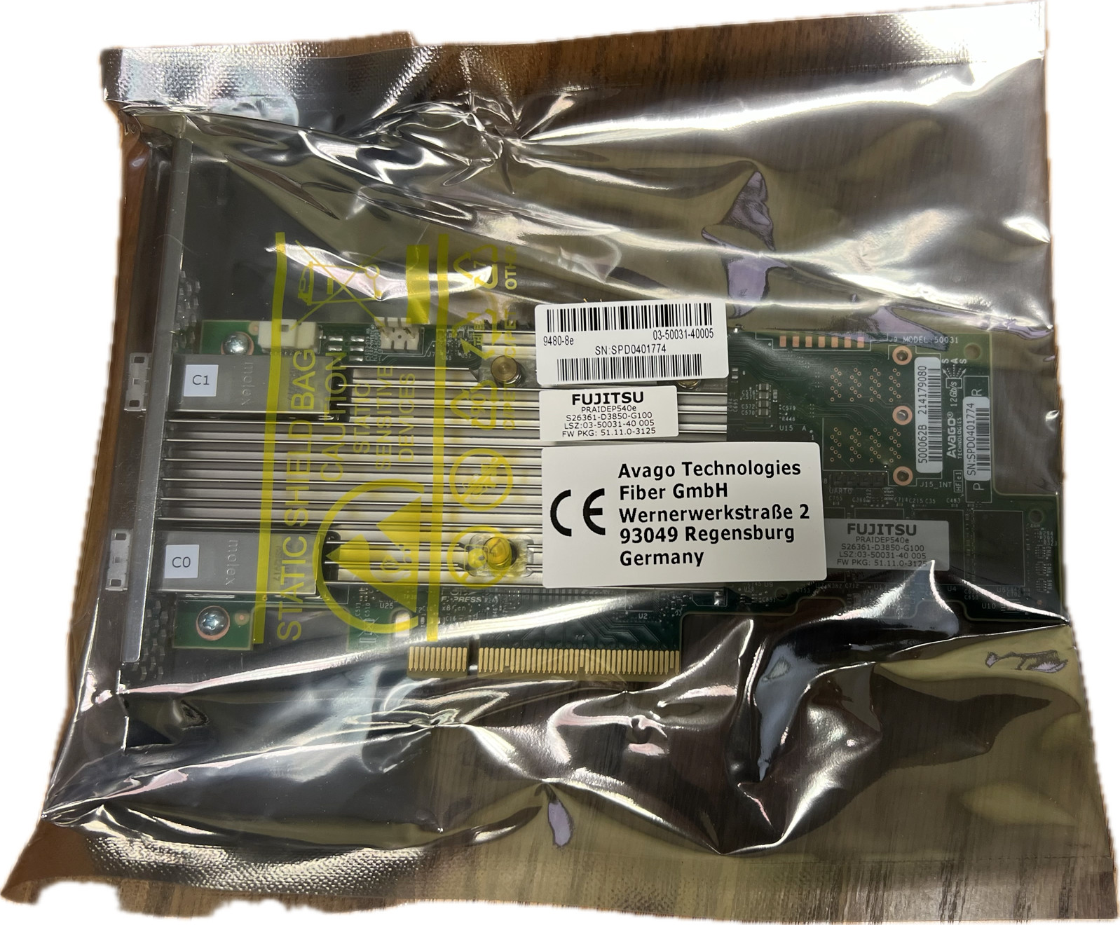 Broadcom MegaRAID 9480-8e Fujitsu PRAID EP540e SAS/SATA/NVMe RAID Controller 8i