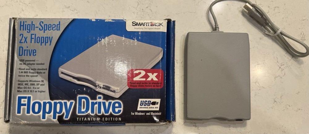External USB Powered 2x Floppy Drive SmartDisk FDUSB-TM2 Mitsumi D353FUE | NOB