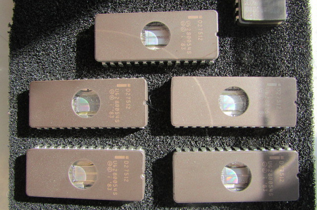 Collectable-Vintage-Computer Chips & More-Lot