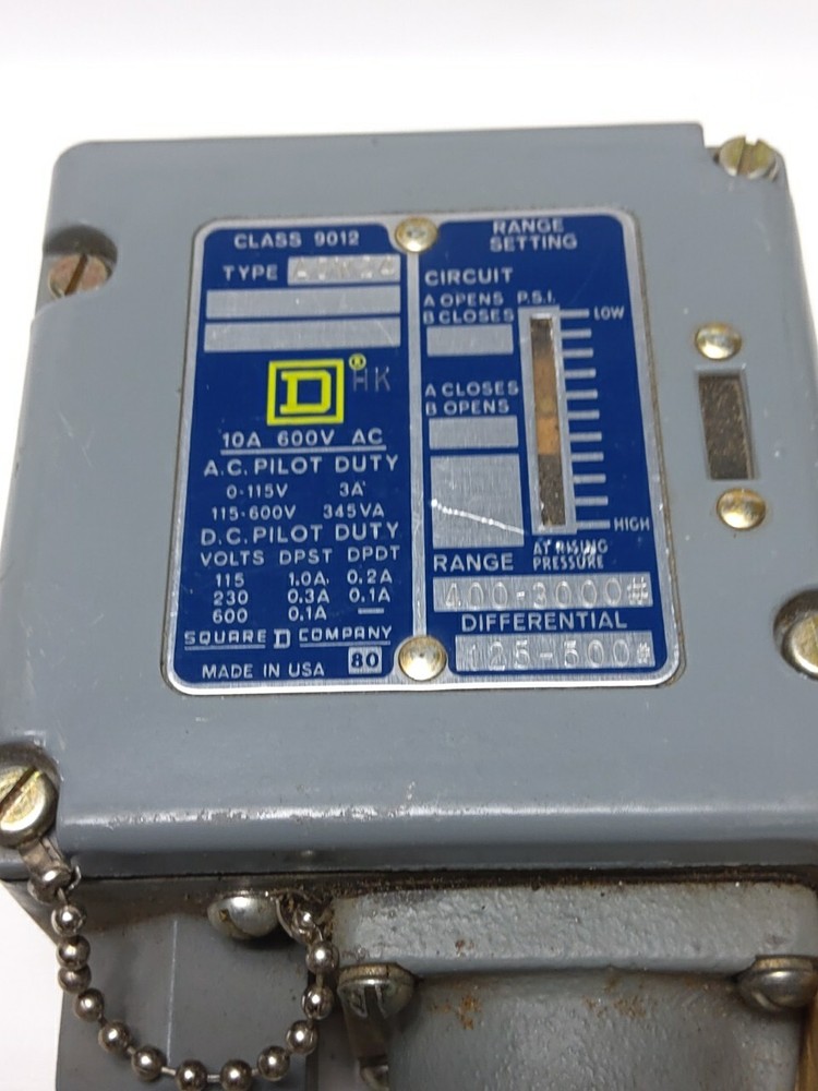 SQUARE D PRESSURE REGULATOR 9012-ADW-24 (NEW)