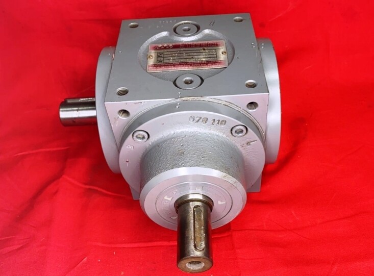 ZAE BEVEL GEAR REDUCER 523113