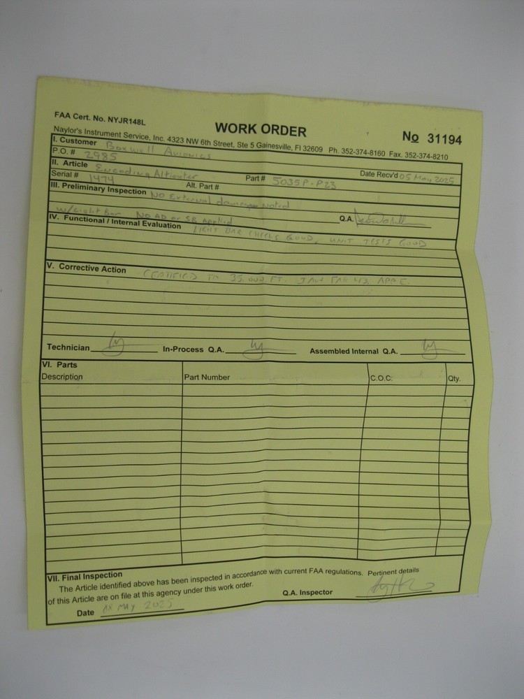 UNITED INSTRUMENTS ENCODING ALTIMETER PN: 5035P-P23 TESTED 8130