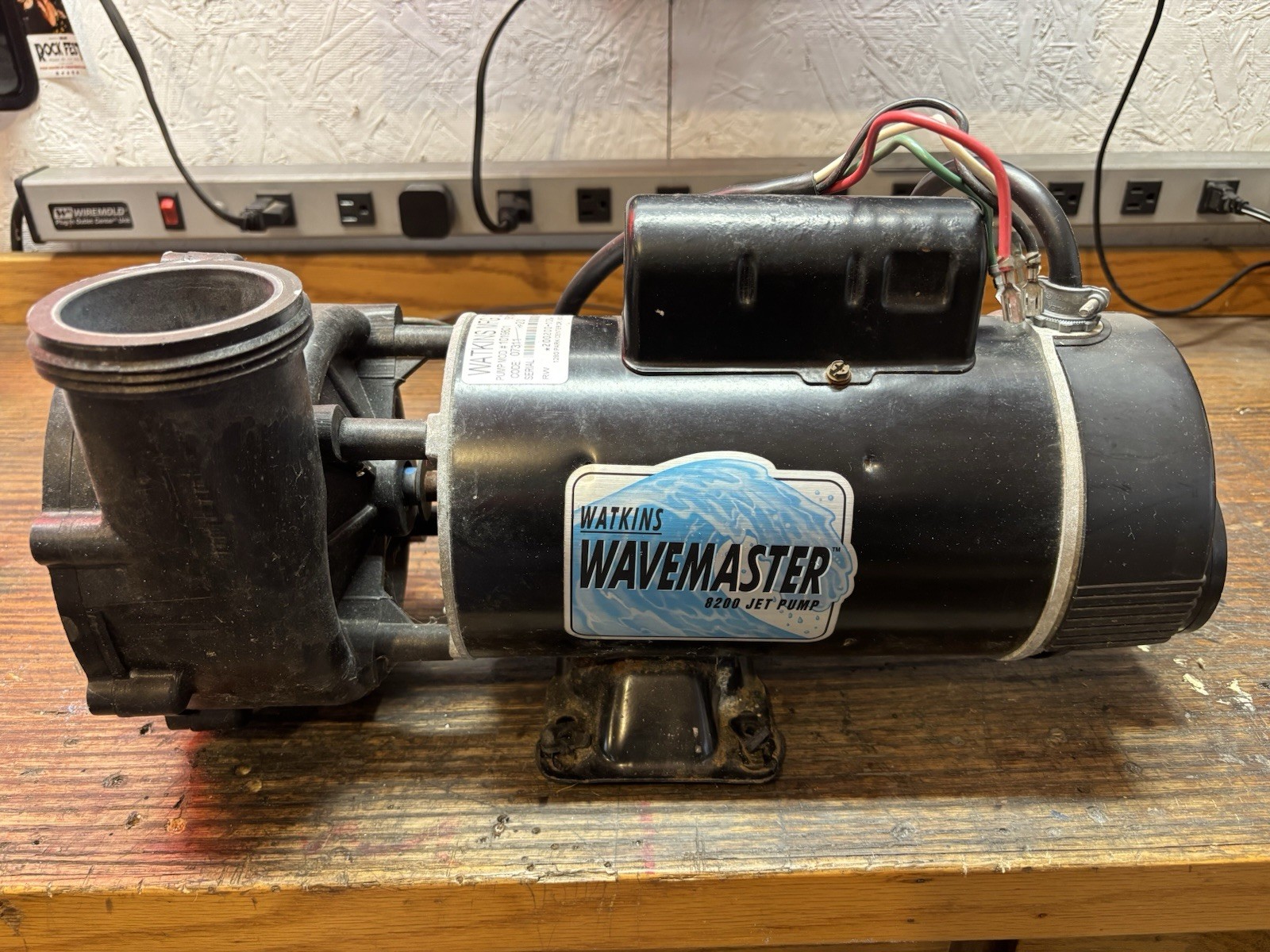 Watkins Jet Pump Wavemaster 8200  Black 1019801 185540-01 200200-108