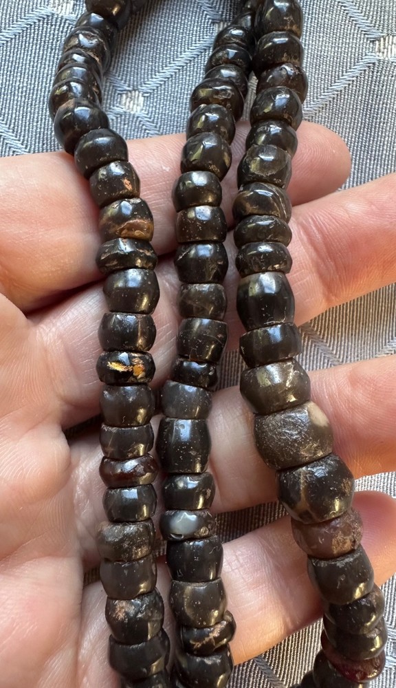 (B) Ancient Neolithic RARE Black Agate Stone Beads Necklace