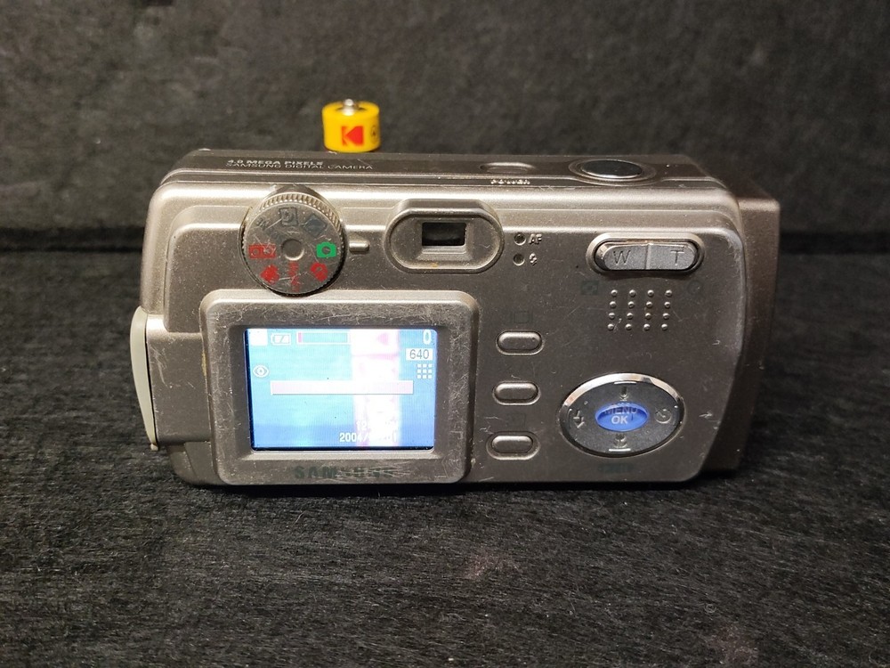 Samsung Digital Camera Digimax 430 4.0MP Silver TESTED