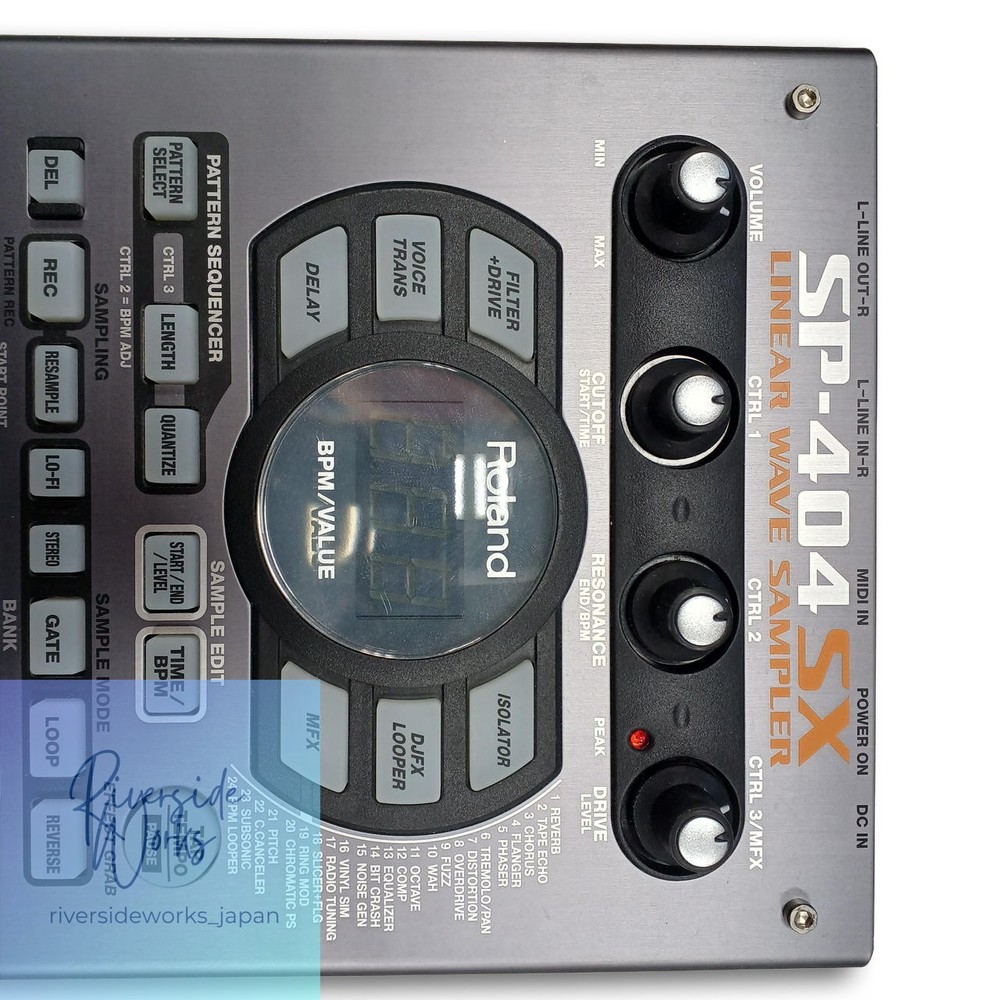 ROLAND Sampler SP-404SX