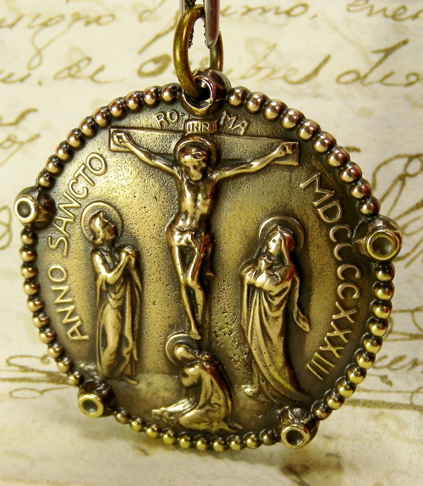 RARE WWII Chaplains Complete Catholic Rosary Fob 1933 Jubilee Year Bronze Medal