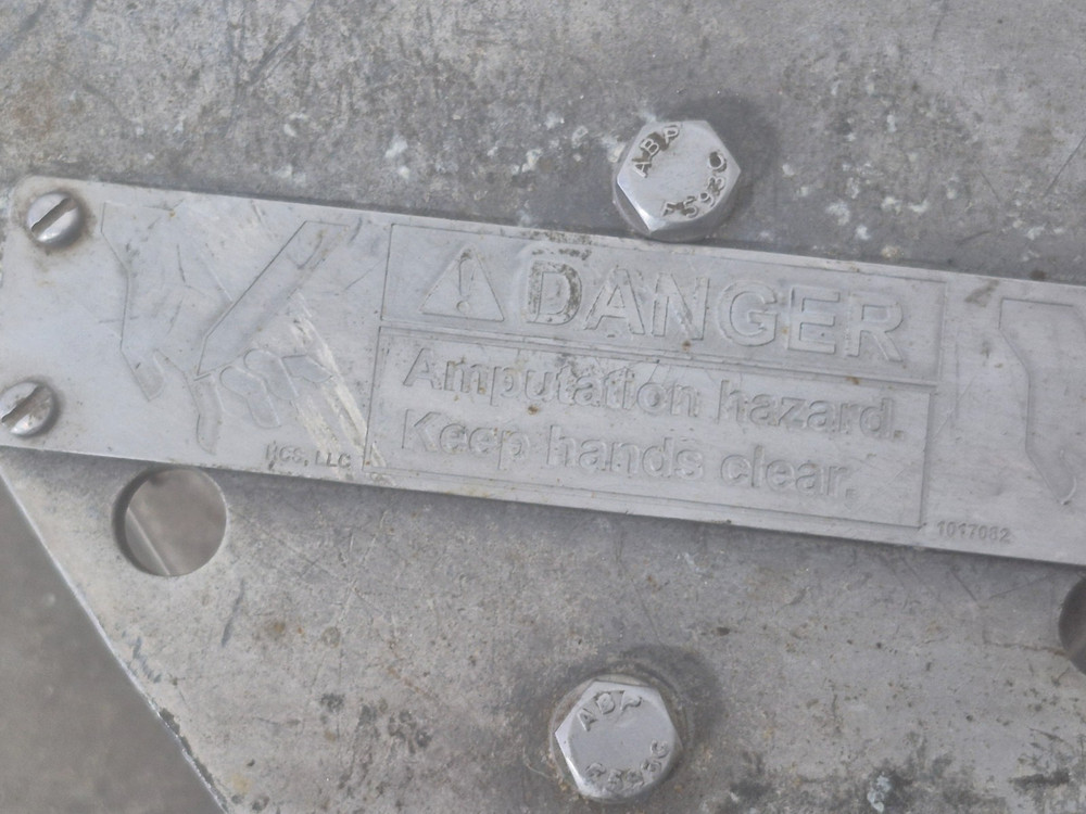 Jarvis 50G Hydraulic Dehorner