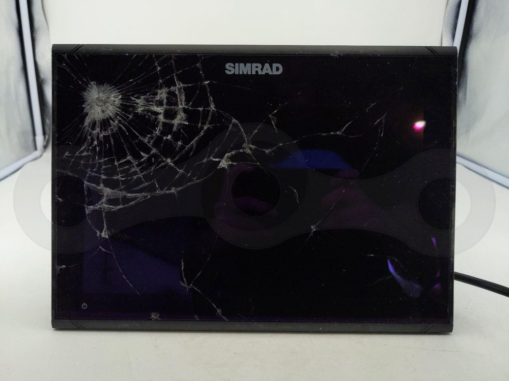 SIMRAD GO12 XSE SONAR RADAR MULTIFUNCTION HEAD UNIT FISHFINDER CHARTPLOTTER