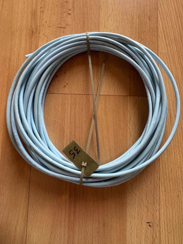 Lucent Cat 5 Network Cable Light Blue ~35ft ~ 106871809