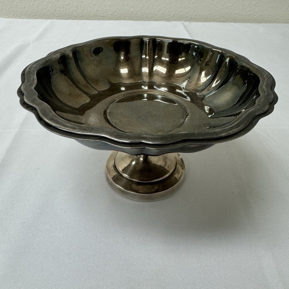 Vintage Oneida Silver Plated Candy / Mint Dish - 5.75"