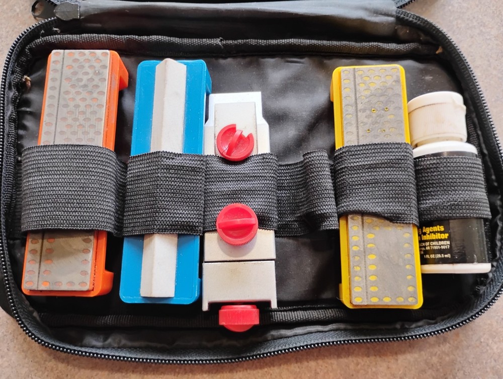 Smith's knife sharpener kit