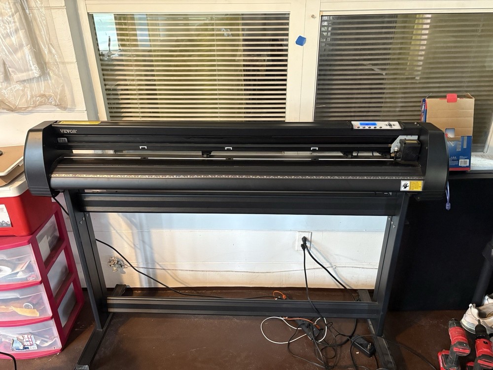 53" Vinyl Cutter/Plotter Sign Cutting Machine Software 3 Blades LCD Screen