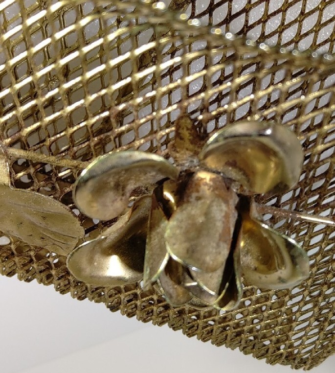 Decorative Metal Wall Hanging Basket