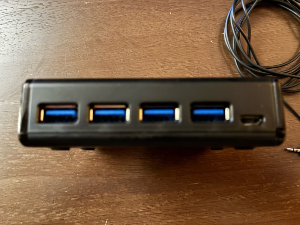 IoGear Gus432 kb/mouse dual controller kvm, non powered