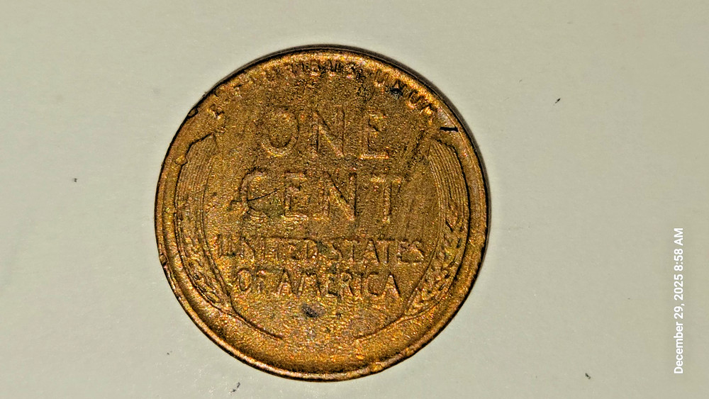 1945 Lincoln Wheat Penny - Strike Error