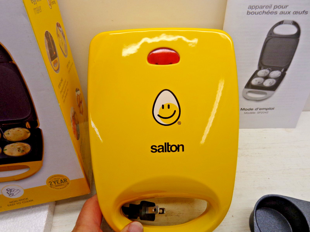 Salton Egg Bite Maker 4 Bite No Stick - 5 Min Cook